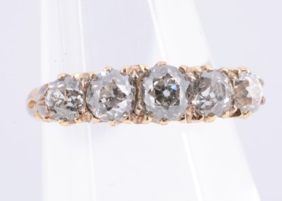 Lot 91 - An Edwardian 18ct gold five stone old cut diamond ring