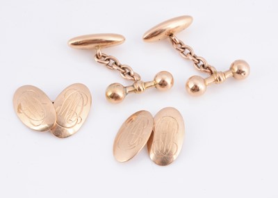 Lot 100 - Two pairs of 9ct gold cufflinks