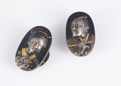 Lot 134 - A pair of Meiji Japanese shakudo shirt studs