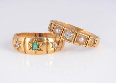 Lot 140 - Two antique 18ct gold gem set rings