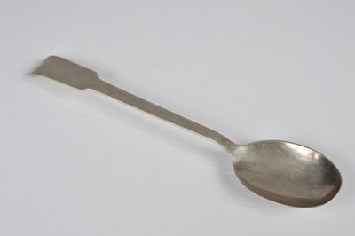 Lot 293 - A 1990 silver serving spoon from the Guild of Handicrafts