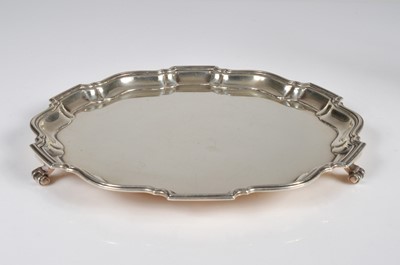 Lot 297 - A George V silver salver