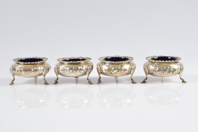 Lot 327 - A set of Victorian silver cauldron salts by WKR