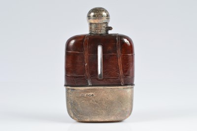 Lot 344 - A George V silver hip flask by Mappin & Webb