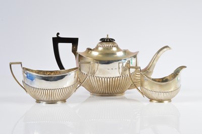 Lot 348 - An early 20th century associated three piece tea set