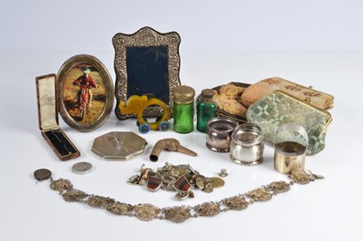 Lot 355 - A mixed lot of silver and other collectables