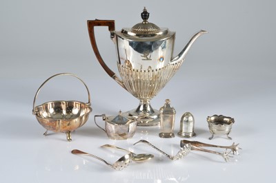 Lot 379 - A small group of silver and silver plate
