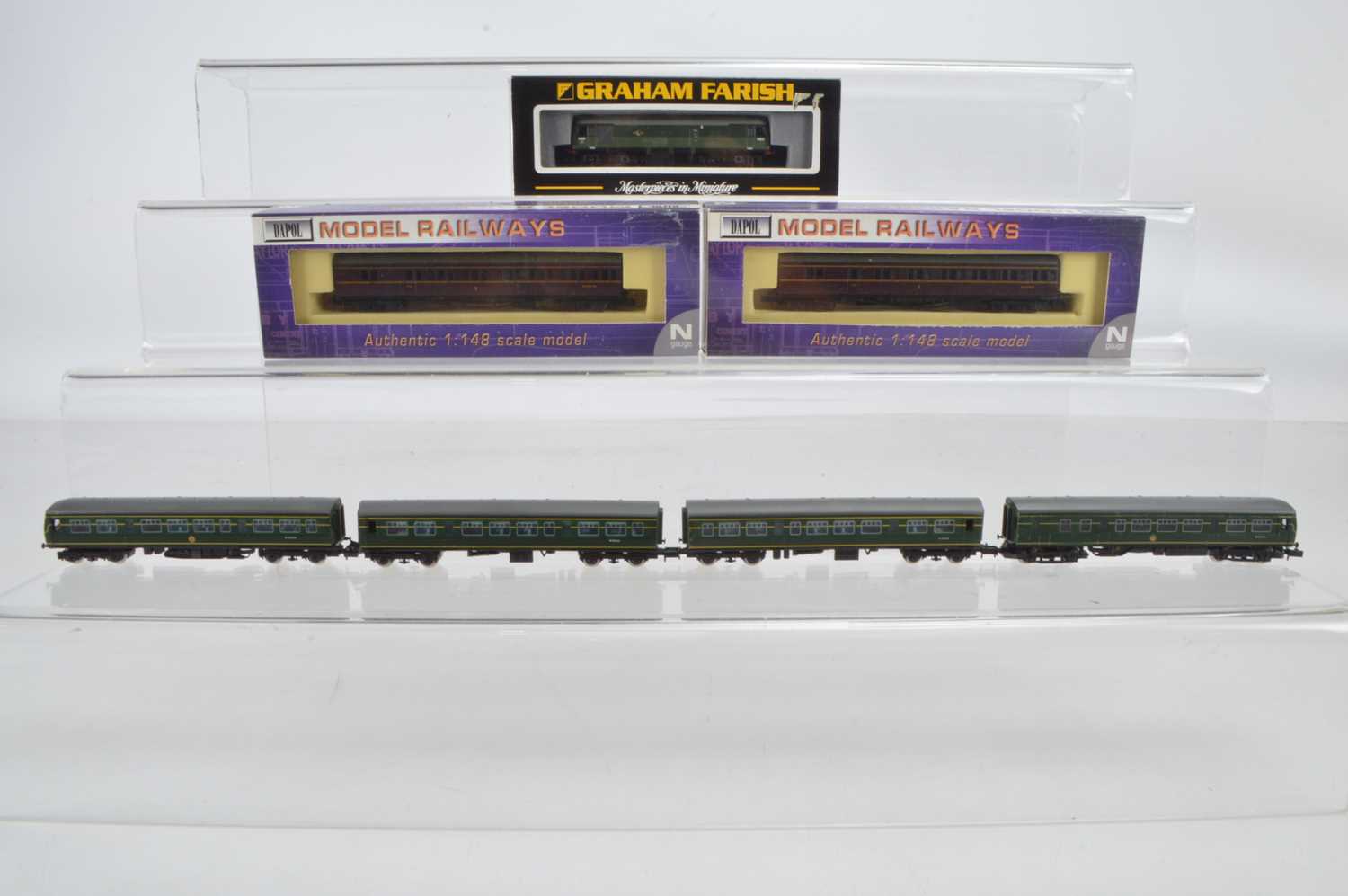 Lot 30 - Graham Farish and Dapol N Gauge Diesel Locomotive DMU and Coaches (7)