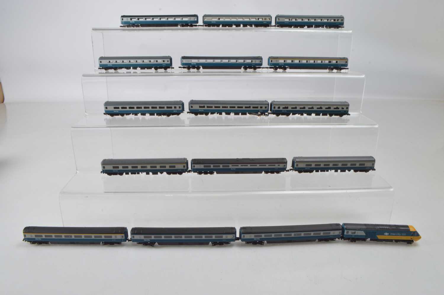 Lot 34 - Graham Farish N Gauge BR Class 125 High Speed Train with Coaches (18)