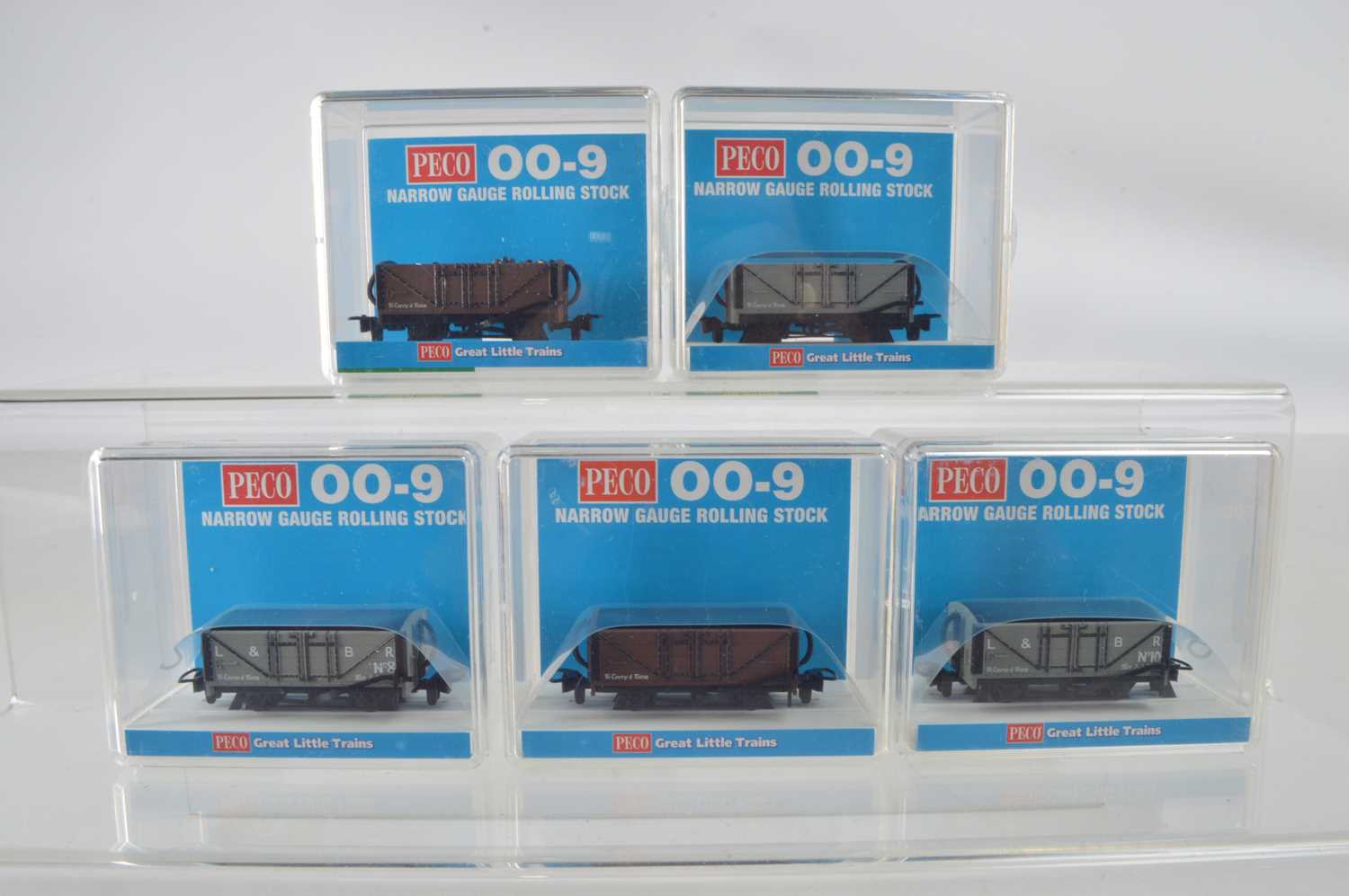 Lot 44 - Peco 00-9 Gauge Open Wagons (5)