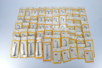 Lot 521 - HO Scale Trackside Lighting by Rotafast (57)