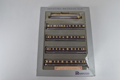 Lot 529 - Rivarossi German HO Henschel Wegmann Zug Train Pack