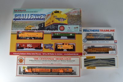 Lot 536 - American HO Gauge Diesel Locomotives Diesel Freight Train Set and Additional Track Pack (5)