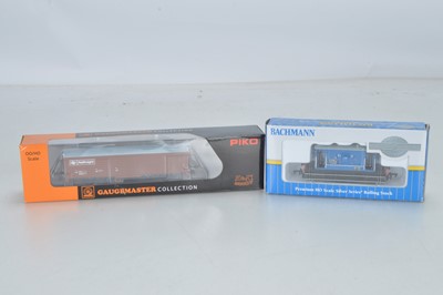 Lot 546 - HO/OO Gauge British Outline Track Cleaning Vans (2)