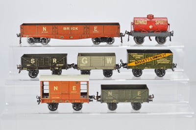 Lot 565 - Bassett Lowke O Gauge mixed group of goods wagons
