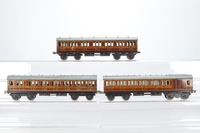 Lot 567 - Bassett Lowke O Gauge Watford EMU 3 car set