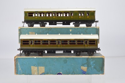 Lot 570 - Bassett Lowke O Gauge SR 1931 Series Passenger coaches (2)