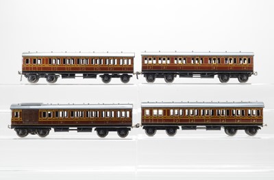 Lot 580 - Basset Lowke O Gauge  EMU Euston to Watford consisting of No 1652 power car, No 6560 dummy power car, 1st/3rd centre coach No 3416 and all 3rd No 6560 (4)