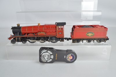 Lot 710 - Lionel modern issue O gauge Santa Class 'Saint Nicholas' No 12 4-6-0 Locomotive and Tender and hand controller (2)