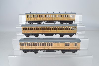 Lot 774 - ACE Trains O Gauge C/1 LNER Coaches Set