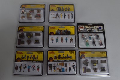 Lot 793 - Scenic Accents and Model Power O gauge accessories (8)