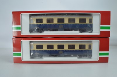 Lot 806 - LGB G Gauge Swiss Alpine Classic Pullman Express Coaches (2)