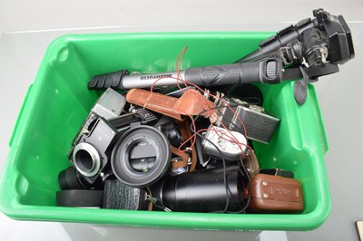 Lot 401 - 8mm Cine Cameras and Camera Related Items