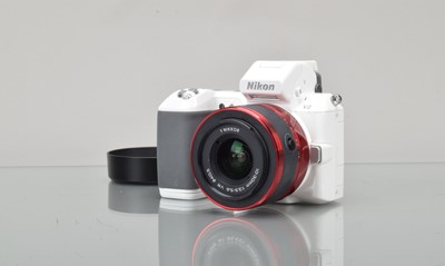 Lot 424 - A Nikon 1 V2 Digital Camera