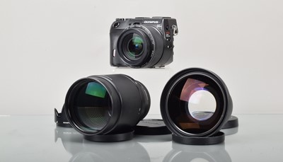 Lot 431 - An Olympus Camedia C-8080 Wide Zoom Digital Bridge Camera