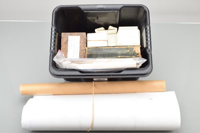 Lot 462 - 3¼'' B&W Majic Lantern Slides and other Items