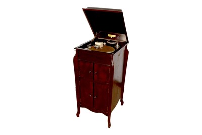 Lot 1 - A Fullotone Cabinet Gramophone