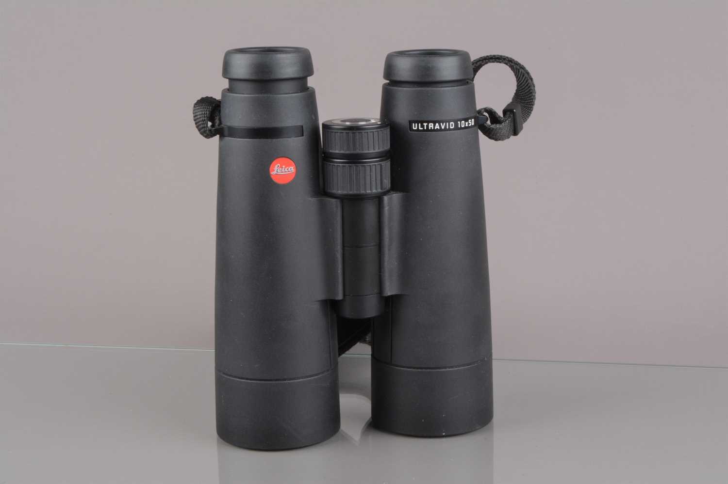 Lot 296 - A Pair of Leica Ultravid 10x50 Binoculars