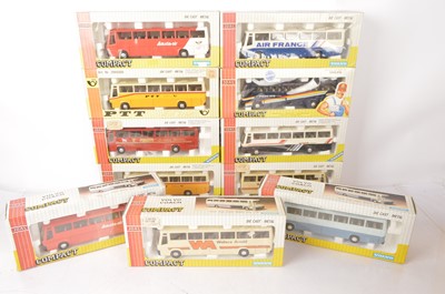 Lot 111 - Hornby OO Gauge Diesel Electric Locomotives