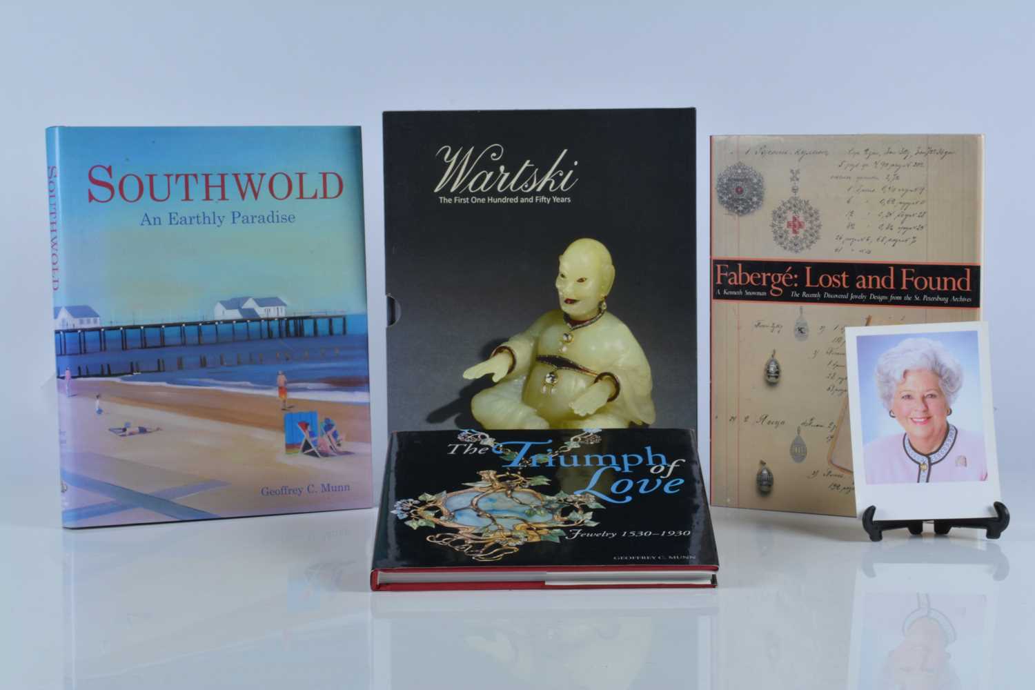 Lot 18 - Three hardback coffee table or reference jewellery books