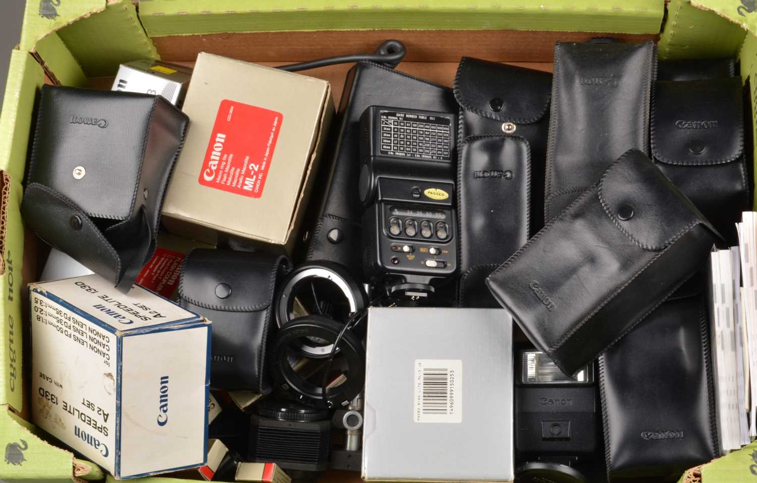 Lot 50 - A Tray of Canon Accessories