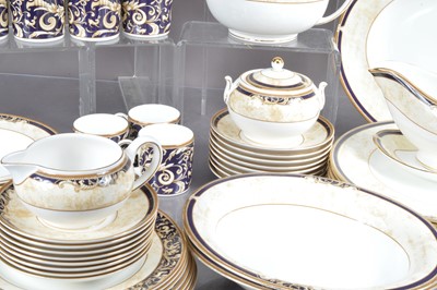 Lot 482 - A very extensive dinner service in Wedgwood 'Cornucopia' pattern