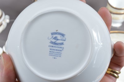 Lot 482 - A very extensive dinner service in Wedgwood 'Cornucopia' pattern