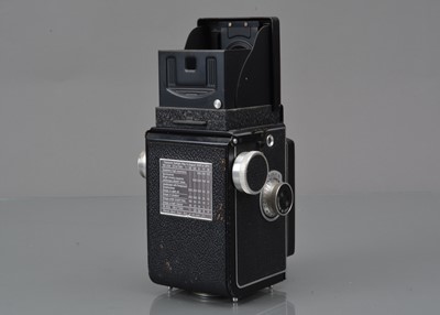 Lot 33 - A Rolleocord IV TLR Camera