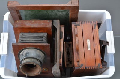 Lot 74 - Horizontal Enlarger and Parts