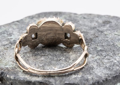 Lot 33 - A 19th Century French jet mourning cluster ring