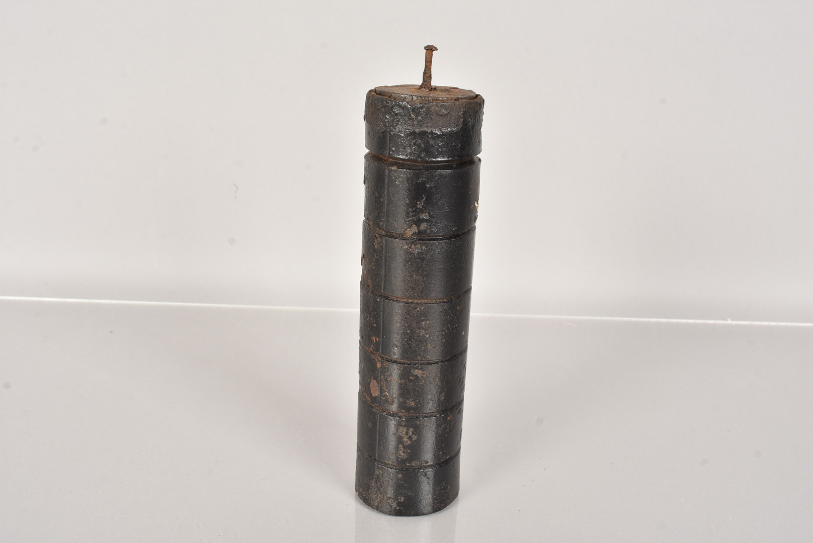 Lot 780 - An inert WWI Austro-Hungarian Lakos Pipe