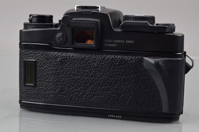 Lot 358 - A Leica R6.2 SLR Camera