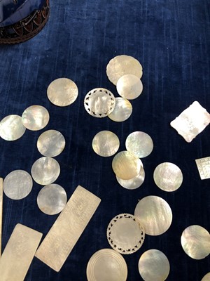 Lot 114 - A finely carved Chinese mother of pearl shell