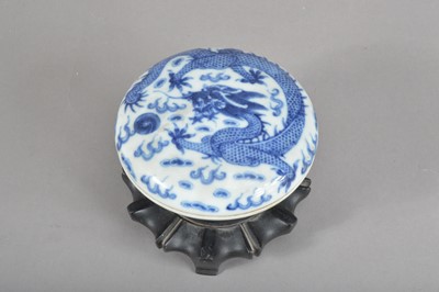 Lot 124 - An early 20th century Chinese blue and white decorated porcelain ink pot and cover