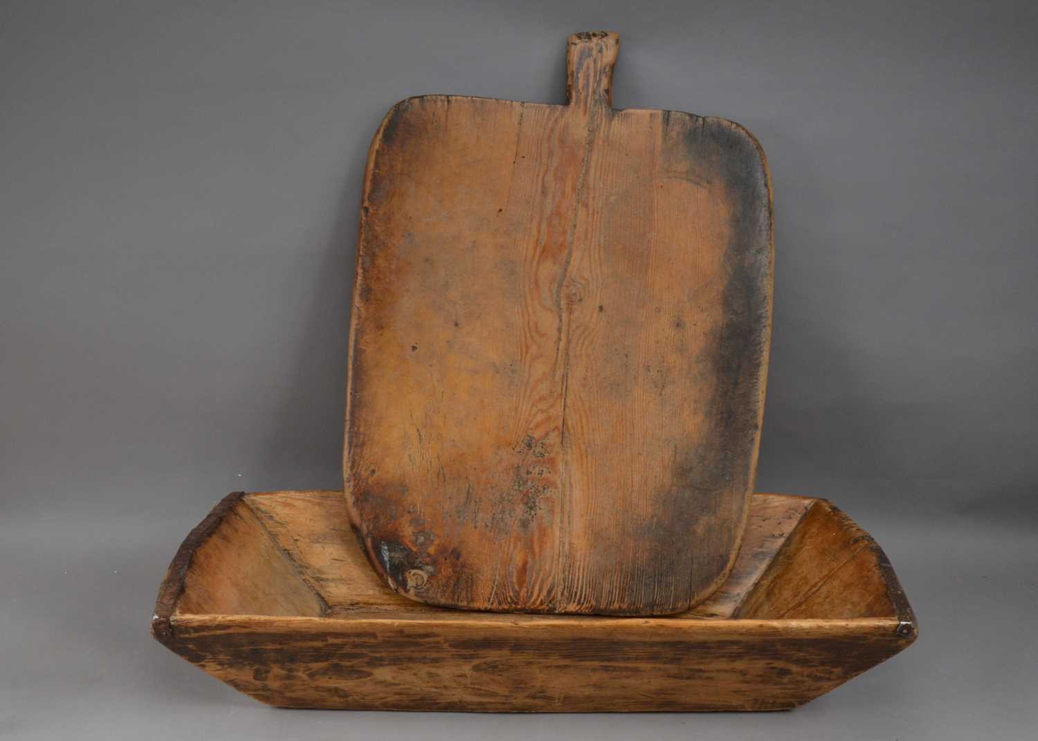 Lot 148 - Two items of treen