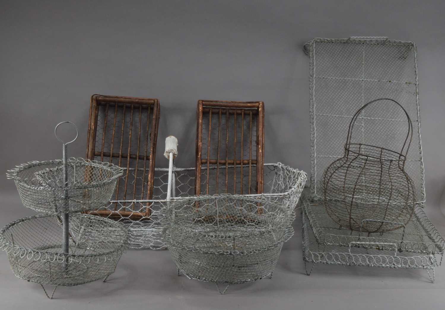 Lot 179 - A collection wire work items