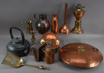 Lot 187 - A collection of copper and brass items