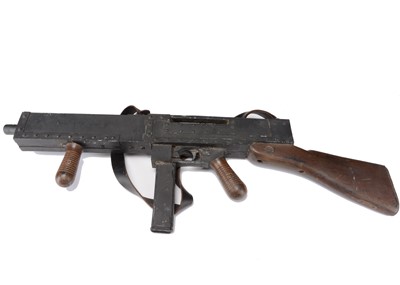 Lot 469 - League of Extraordinary Gentlemen Film Prop / rubberized Gun
