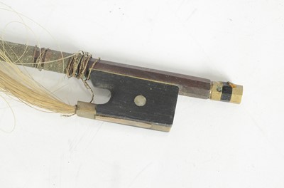 Lot 554 - Violin / Bow