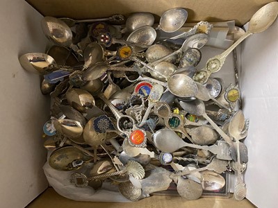 Lot 69 - A collection of medallions and souvernir teaspoons